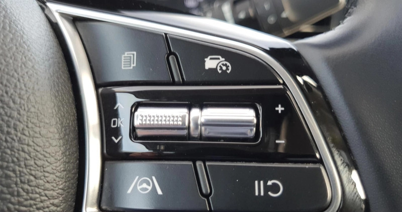 Kia Ceed cena 78900 przebieg: 73600, rok produkcji 2022 z Jedwabne małe 254